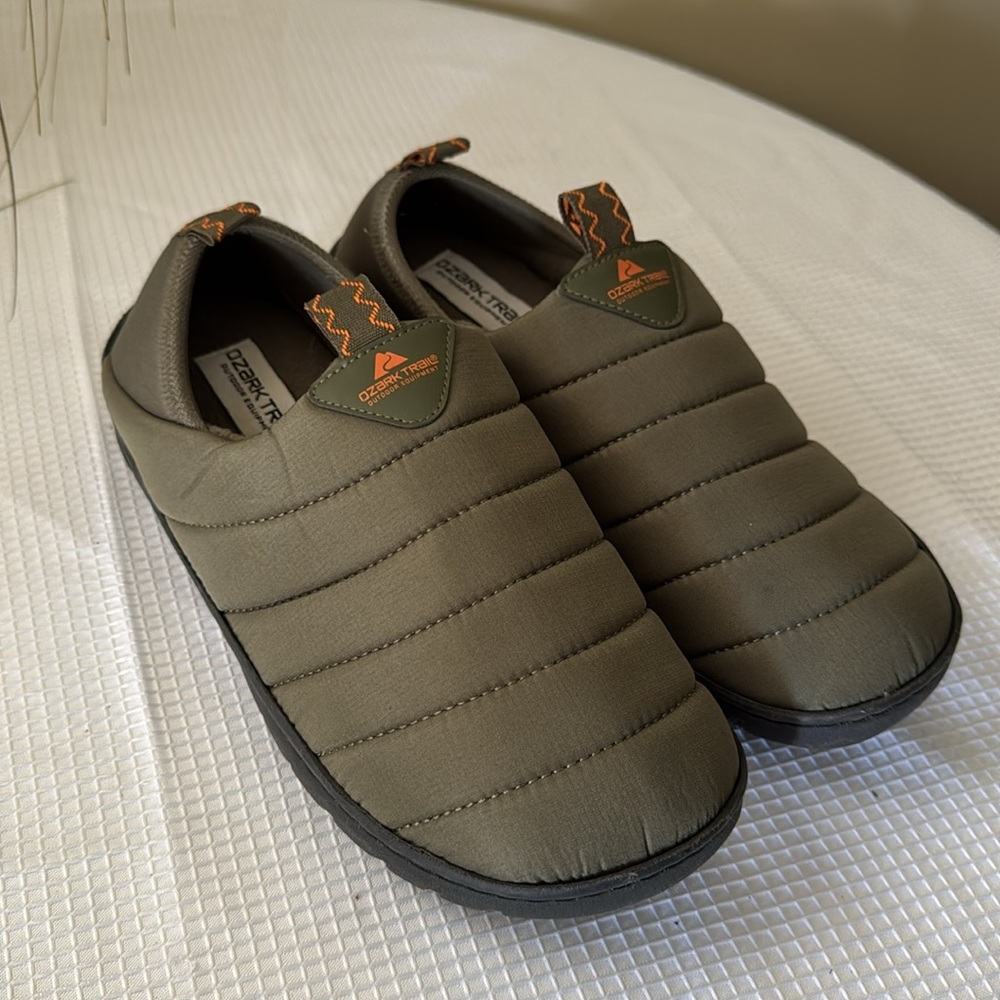 OZARK TRAIL Mens Indoor Outdoor Memory Foam Puff Weather Resistant Size 7